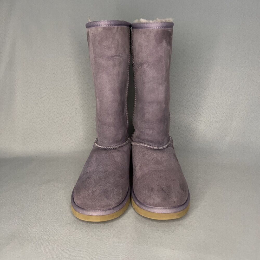 Womens UGG Boots Classic Tall Purple Sheepskin Suede Wool Boho Malibu Sz 6 Fits7 - Picture 12 of 16